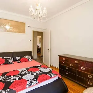 https://2-thessaloniki-54630.hotels-of-thessaloniki.com